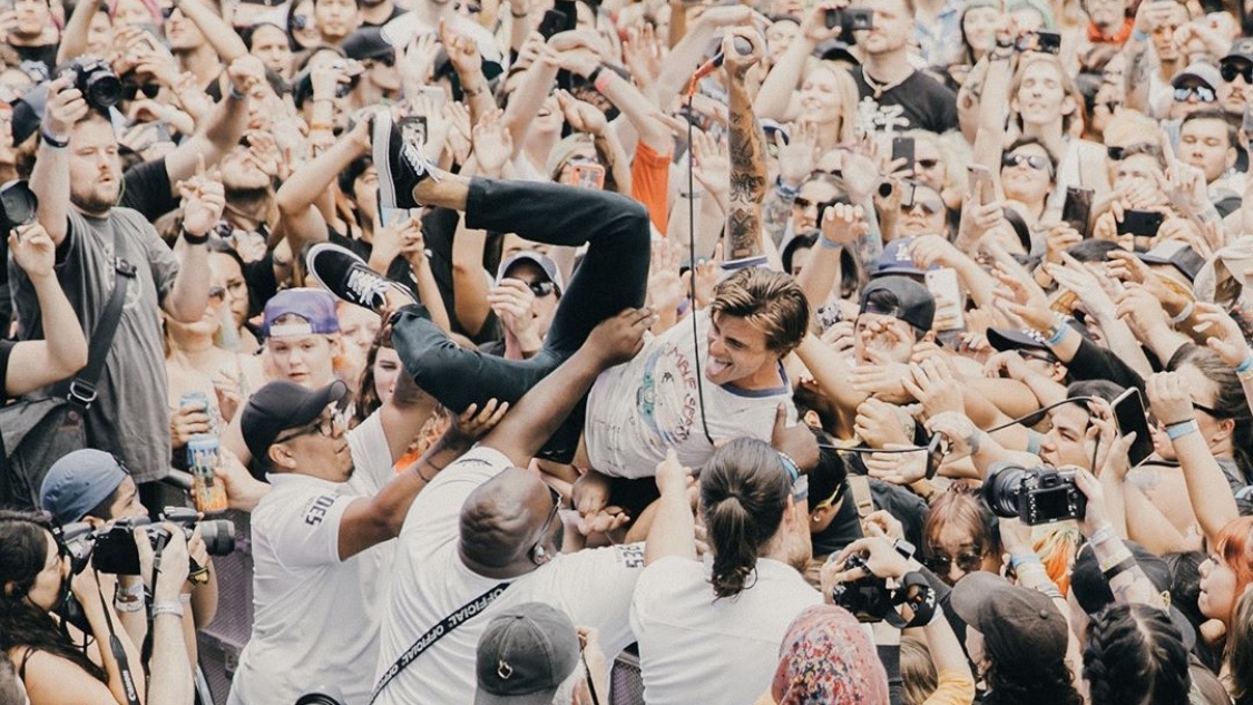 Anthony Green will perform live on Twitch